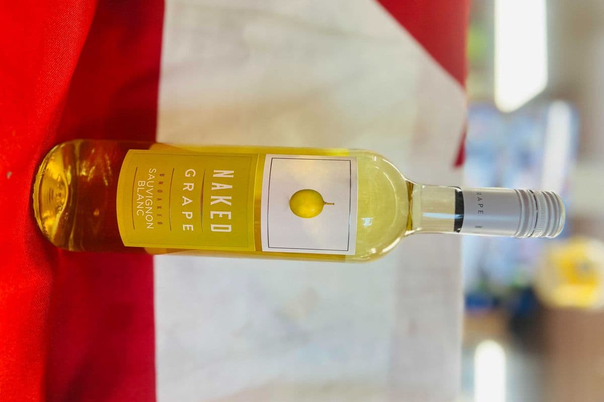 NAKED GRAPE SAUV/BLANC (1 x 750ML)