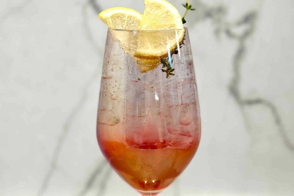 Hibiscus Ade