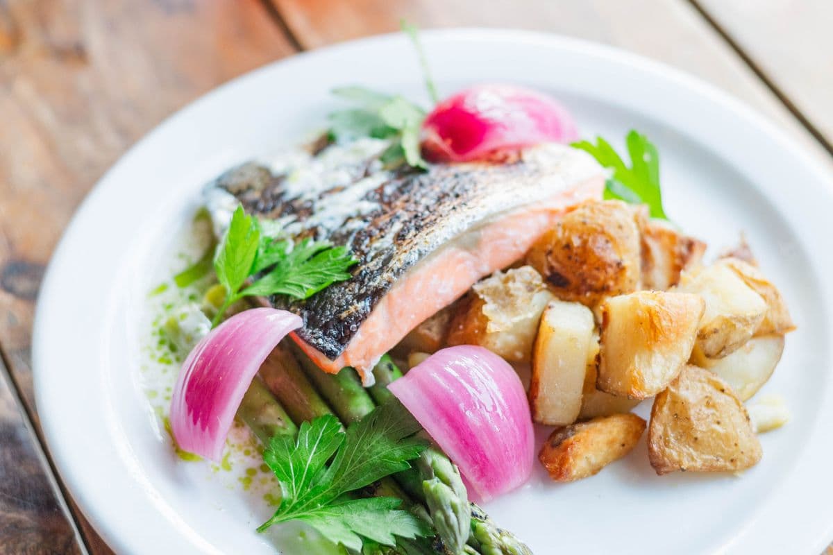 Salmon with Creamy Dill Sauce