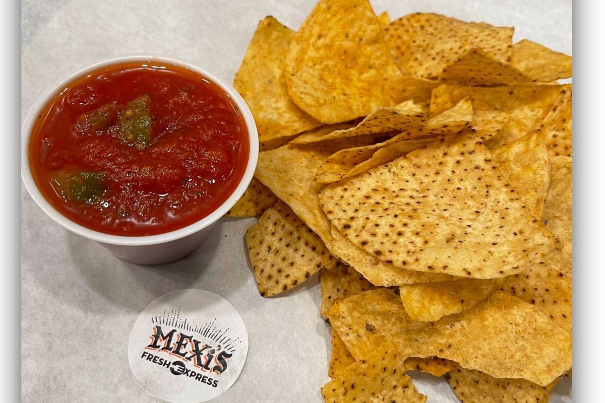 Small Chips and Salsa