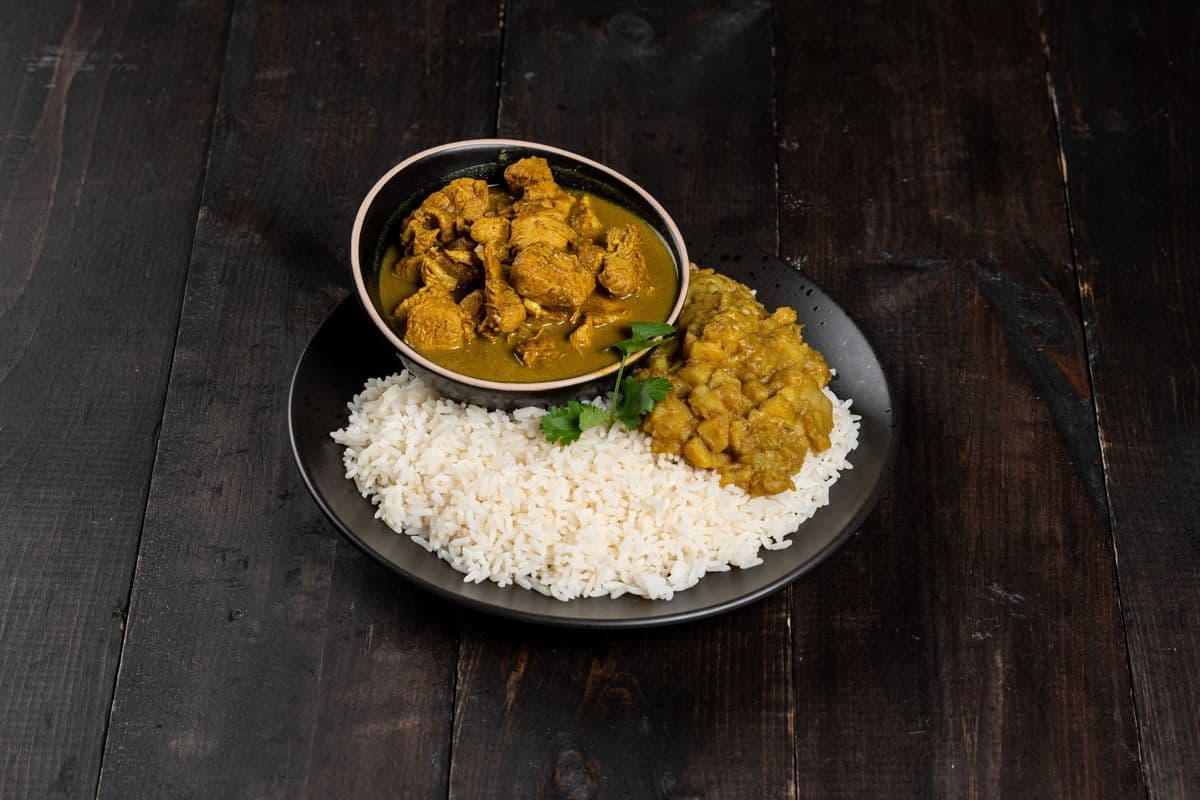 Rice - Curry Chicken (Boneless)