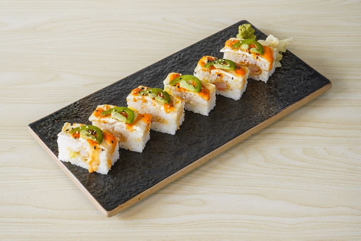 AS2. Aburi Butterfish Oshi (6 pcs)