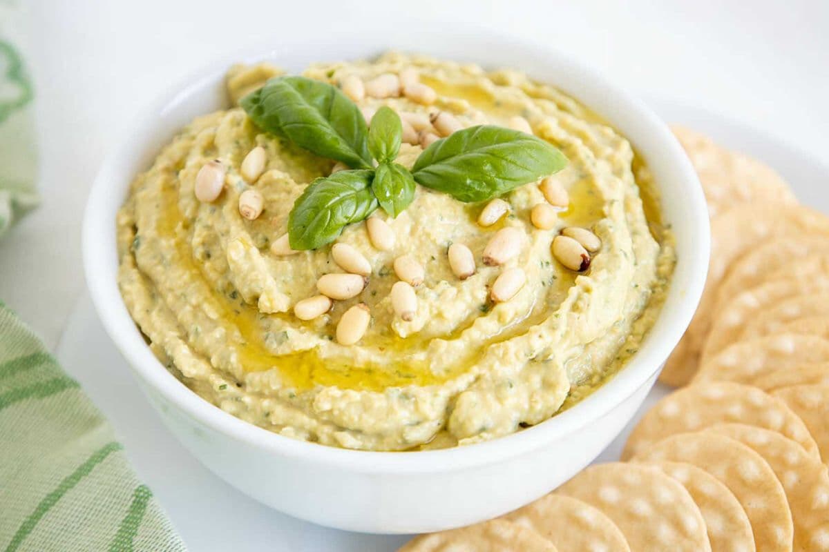 Pesto Hummus