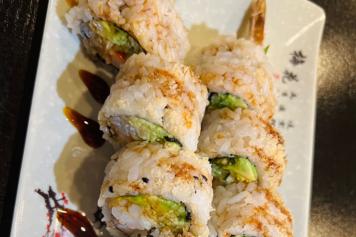 H04. Dynamite Roll (8 pcs)