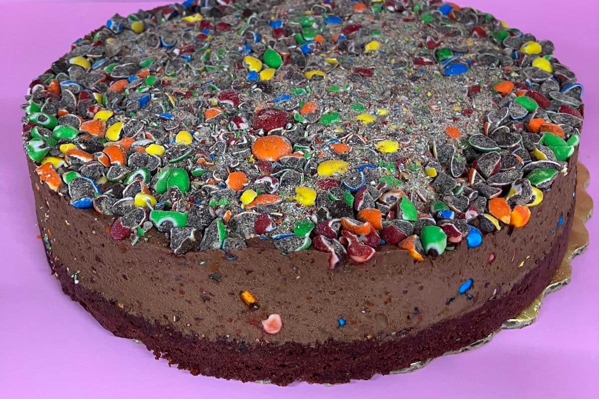 Chocolate Lovers Ice Cream Cake: Whole cake