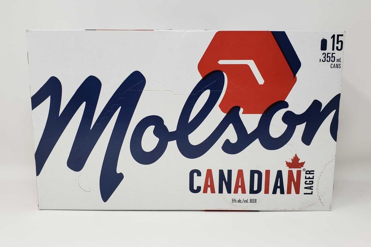 Molson Canadian (15 x 355ml)