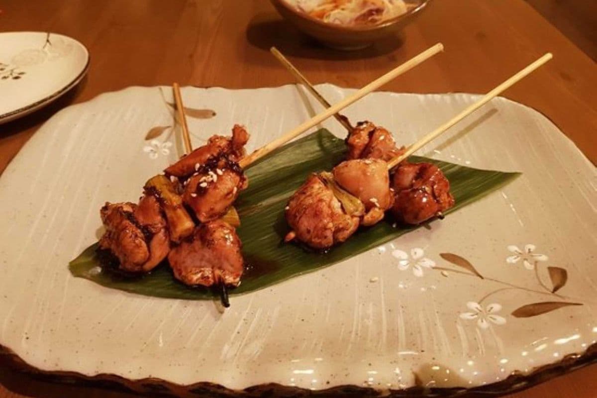 23. Yakitori Chicken (4 pcs)