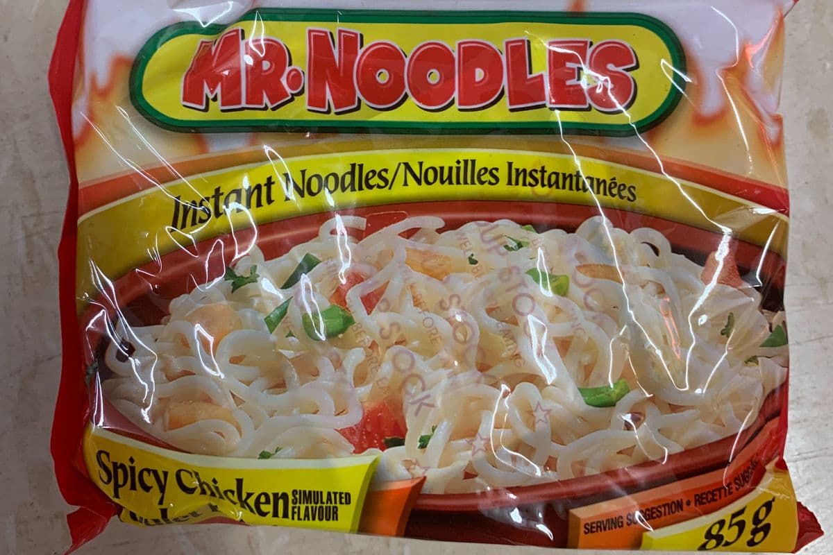 Mr. Noodles Spicy Chicken (85 g)