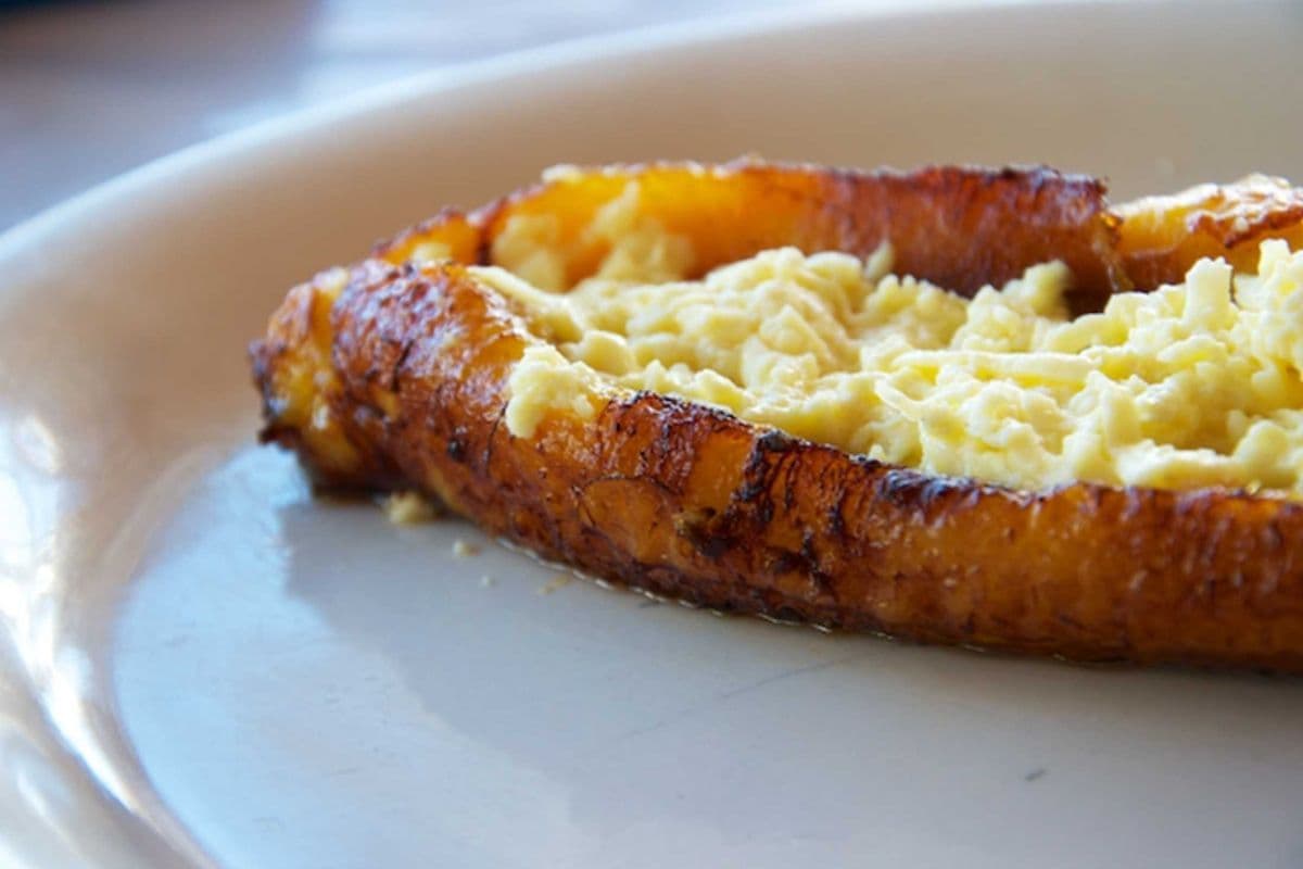 Fried Plantain / Plátano Frito