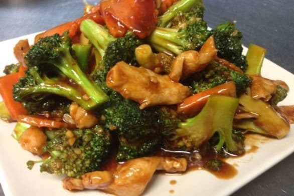 Chicken with Broccoli and Carrots