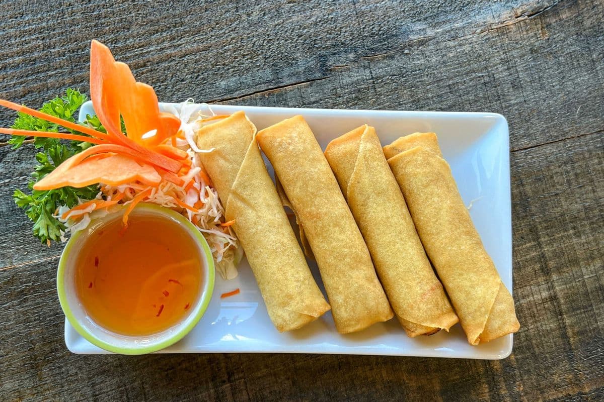 A1. Deep Fried Vegetable Spring Rolls (4 pcs)