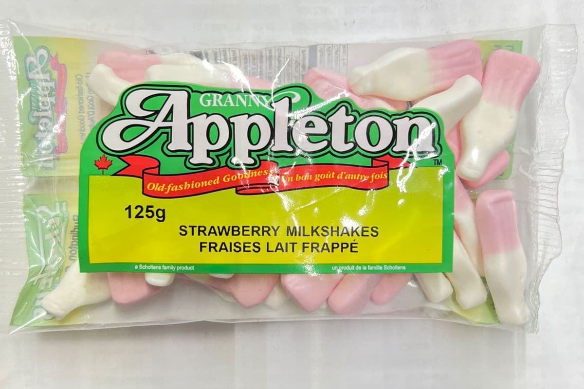 Appleton or Cottage Strawberry Milkshakes 125g