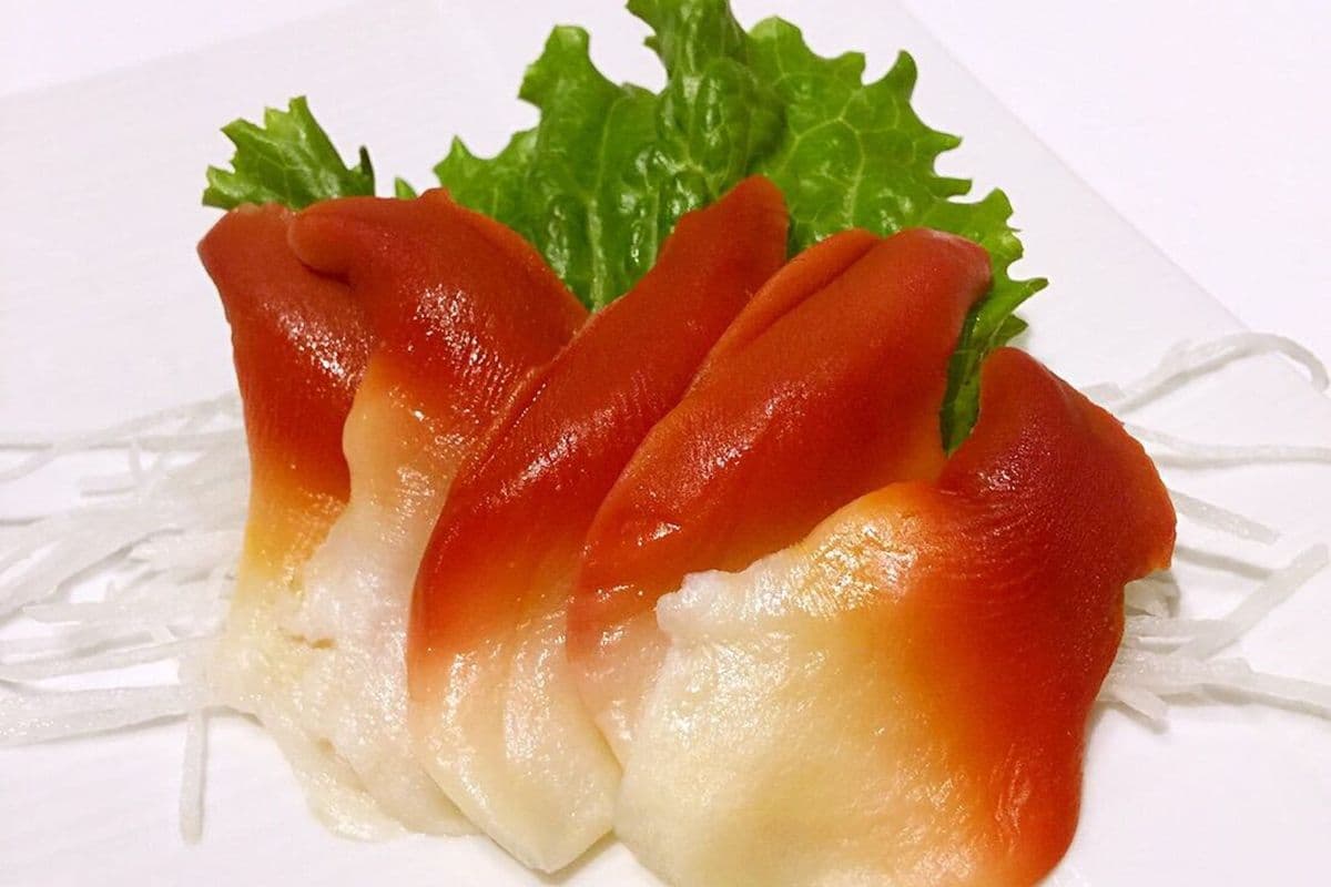 B6. Surf Clam Sashimi(6 pcs)
