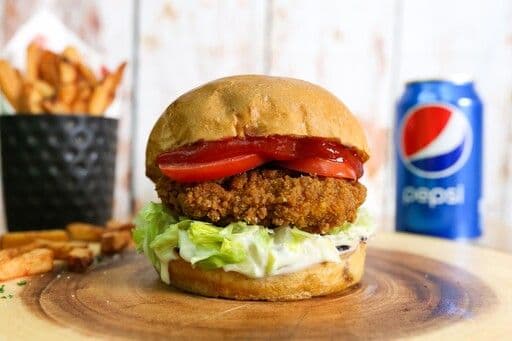 Trio burger poulet frit croustillant