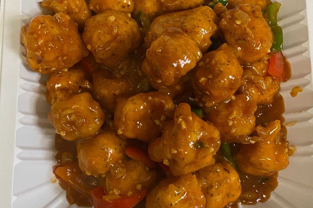 H21. Chilli Paneer