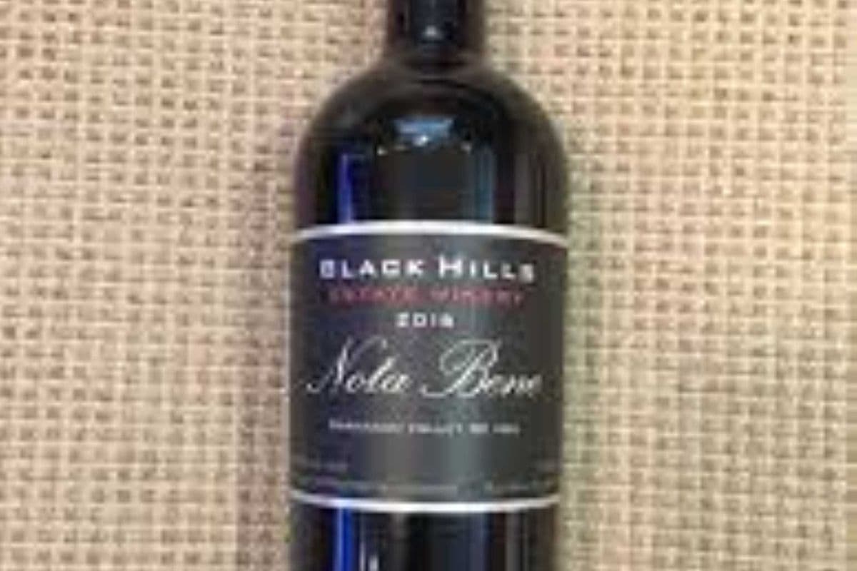 Black Hills - Nota Bene (1 x 750ml)