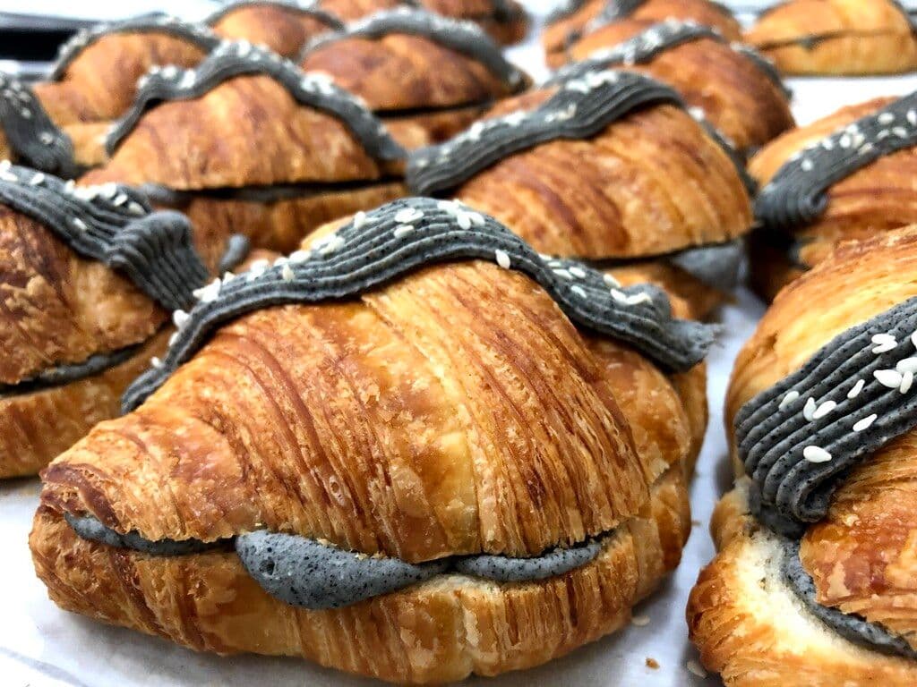 Promo - Coffee & Croissant (Black Sesame) / Black Sesame Croissant & Viet Iced Coffee