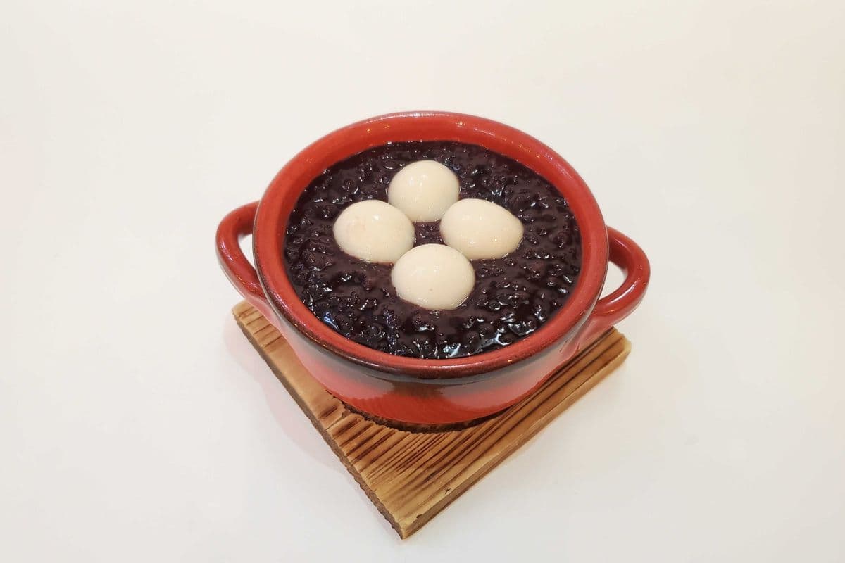 Black Glutinous Rice + Black Sesame Sticky Rice Ball