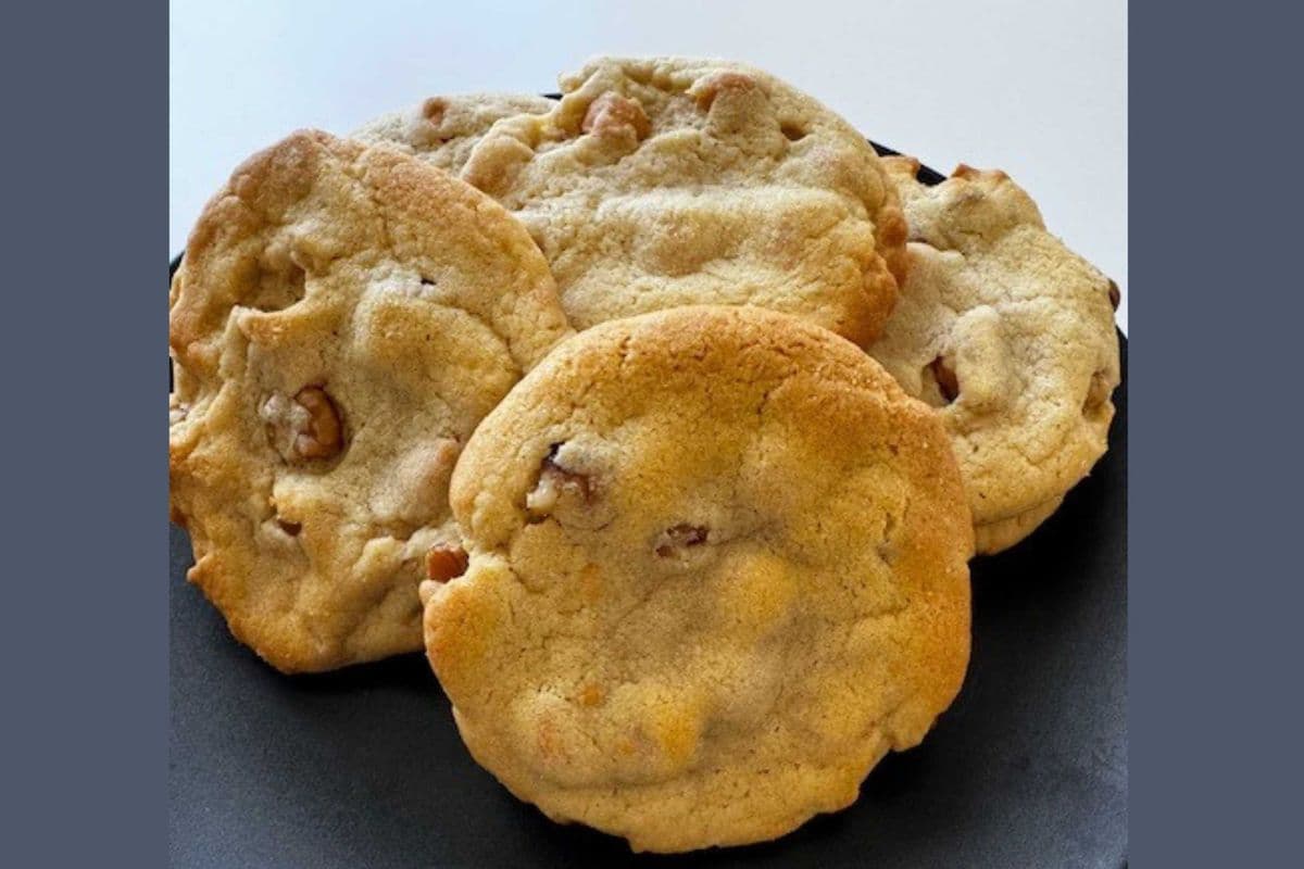 MJ's Butterscotch Delights (1.28 oz/cookie approx.) (130 Cal)