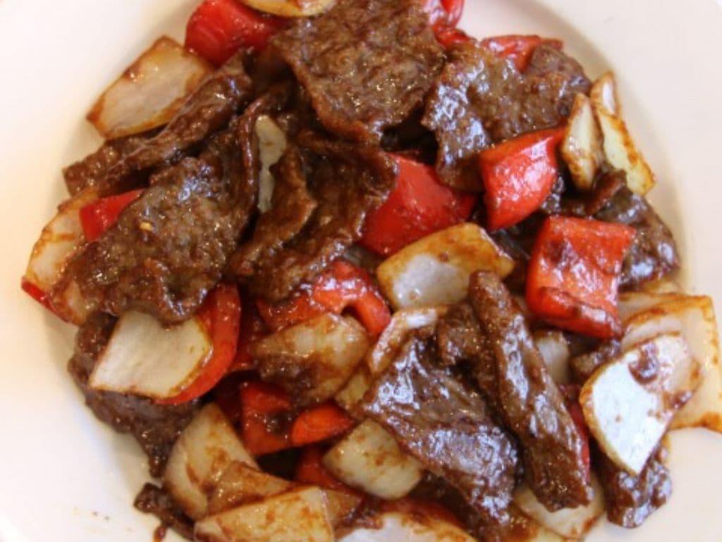 Beef & Satay Sauce
