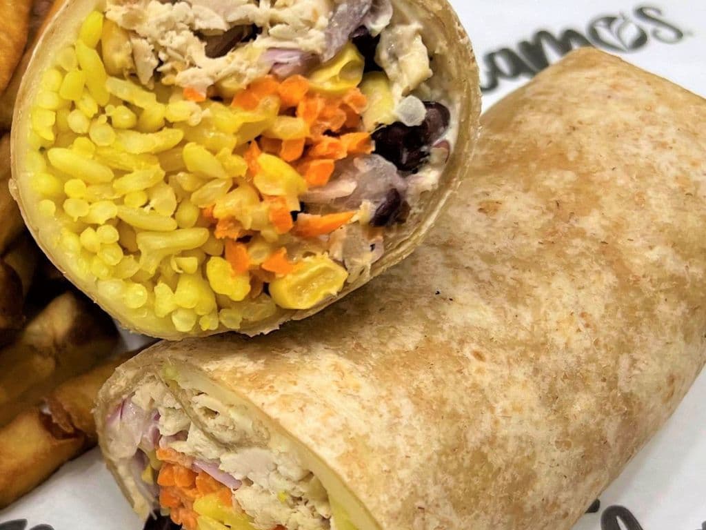 PULLED CHICKEN WRAP