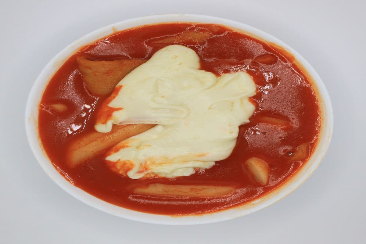 Mozza Cheese Tteokbokki (치즈 떡복이)