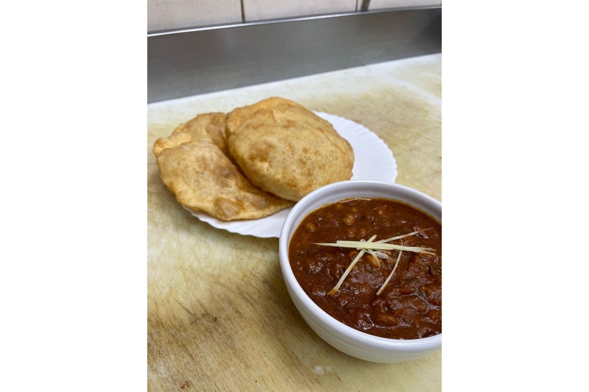 Chana Bhatura
