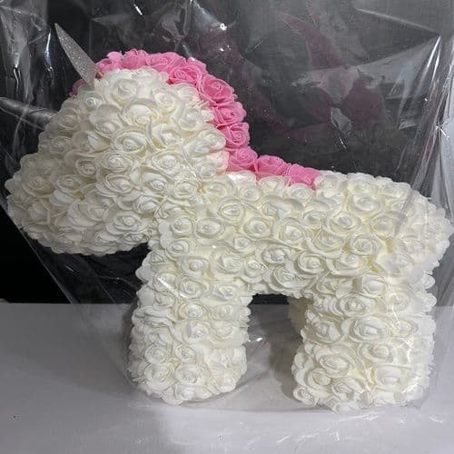 Imitation Roses Unicorne dans une sac/ Unicorn From Imitation Roses in a cellophane bag