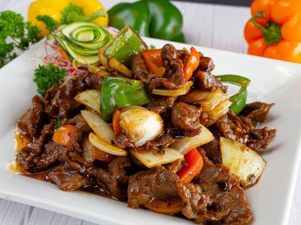 Beef in Black Bean Sauce (Spicy) (政汁牛)