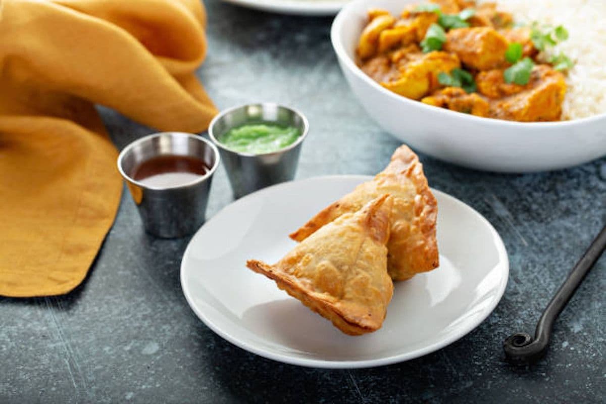 Samosa Duo & Chutney