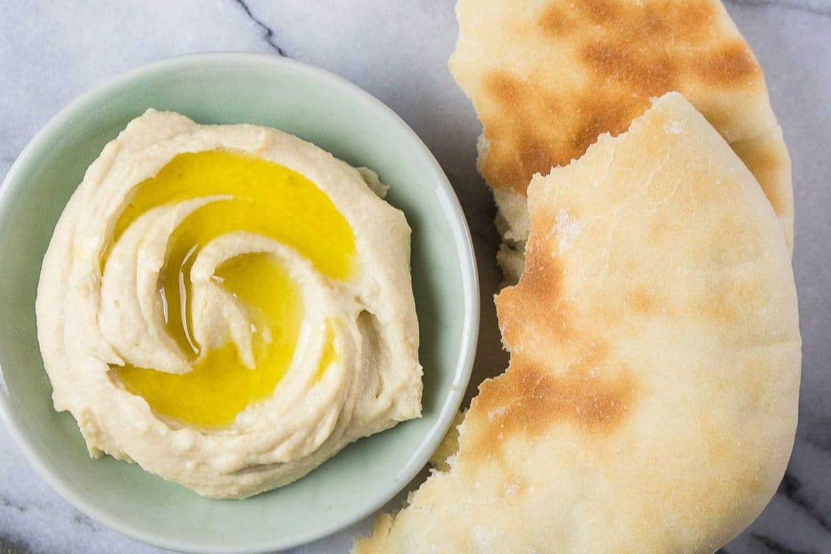 Pita and Humus