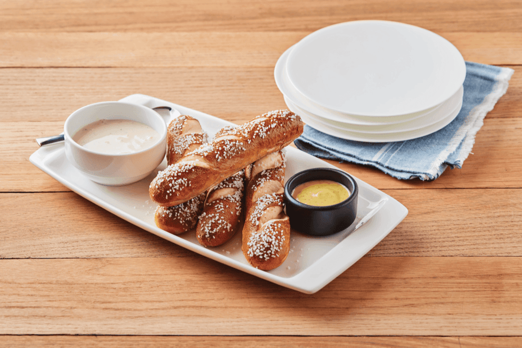 Brew Pub Pretzels & Beer Cheese Dip