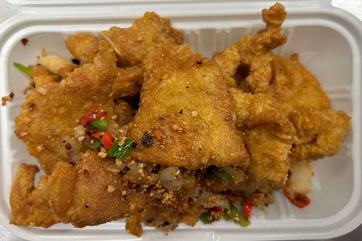 7-02 Pepper Salt Pork Chop 椒 鹽 肉 排