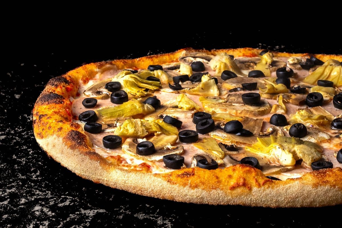 Medium Quattro Stagioni Pizza