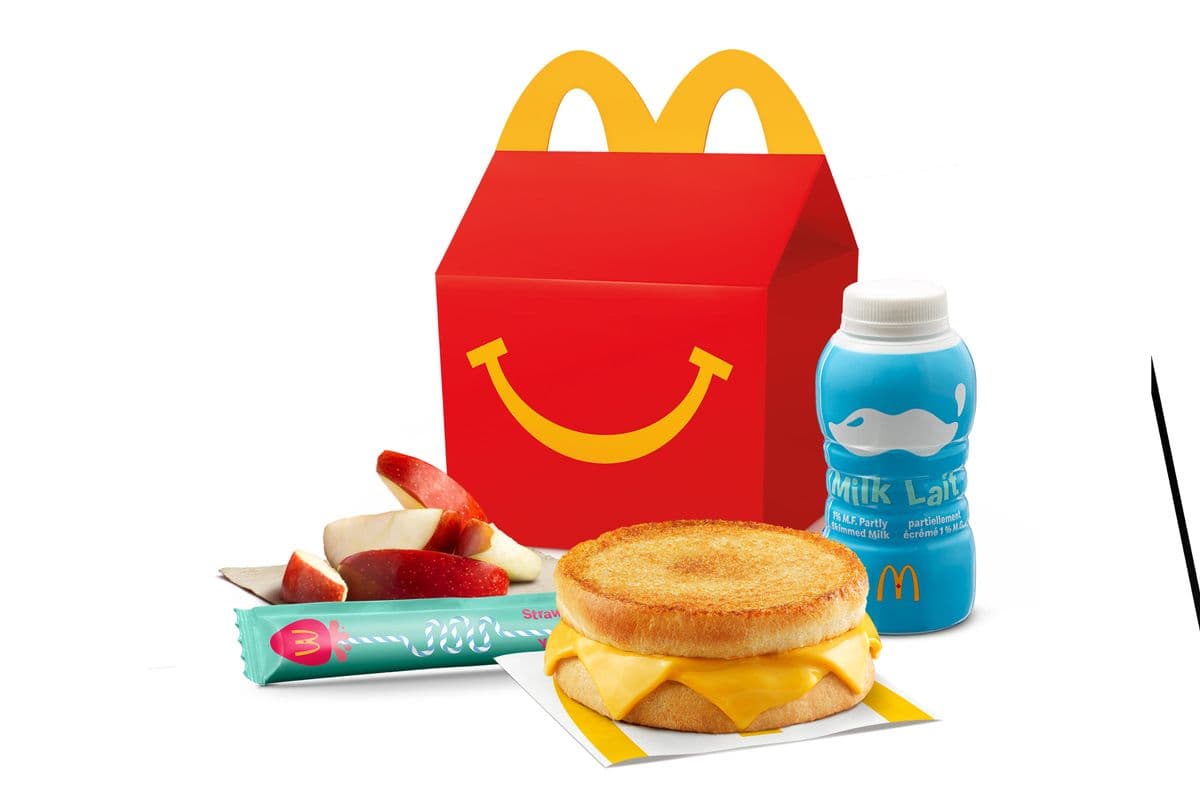 Happy Meal Grilled Cheese with Apple Slices [300-410 Cals]