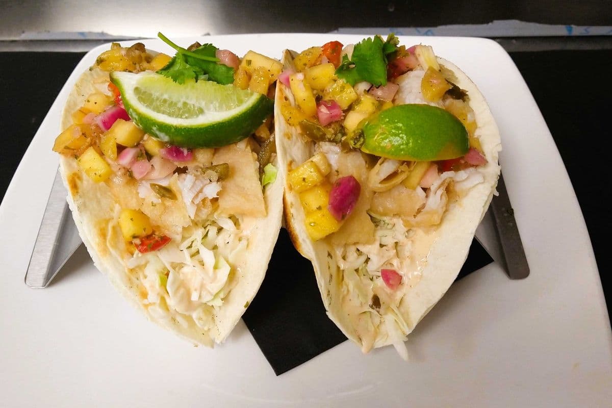 Fish Tacos (2 pcs)