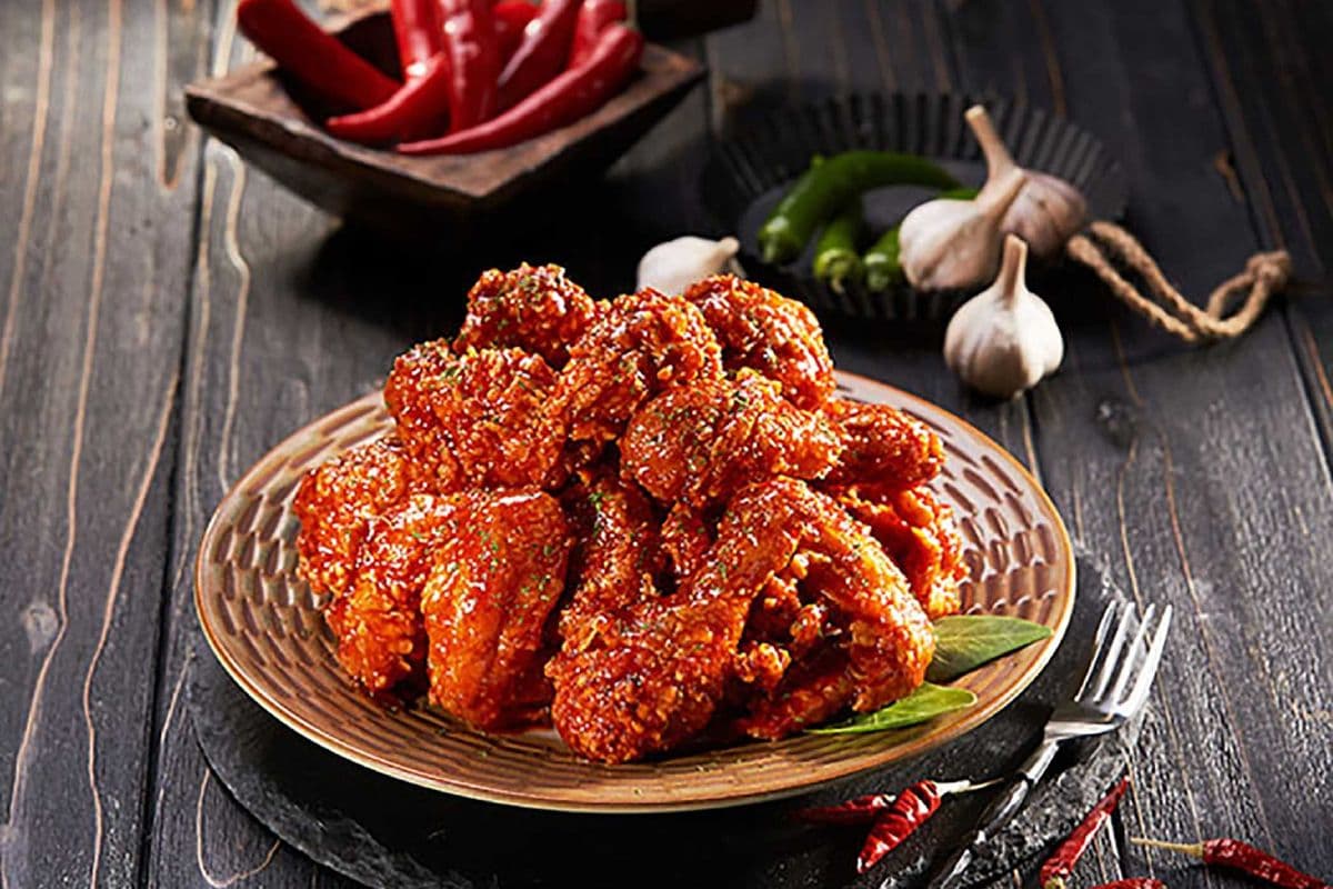 Snow with Gallic Spicy Boneless Chicken