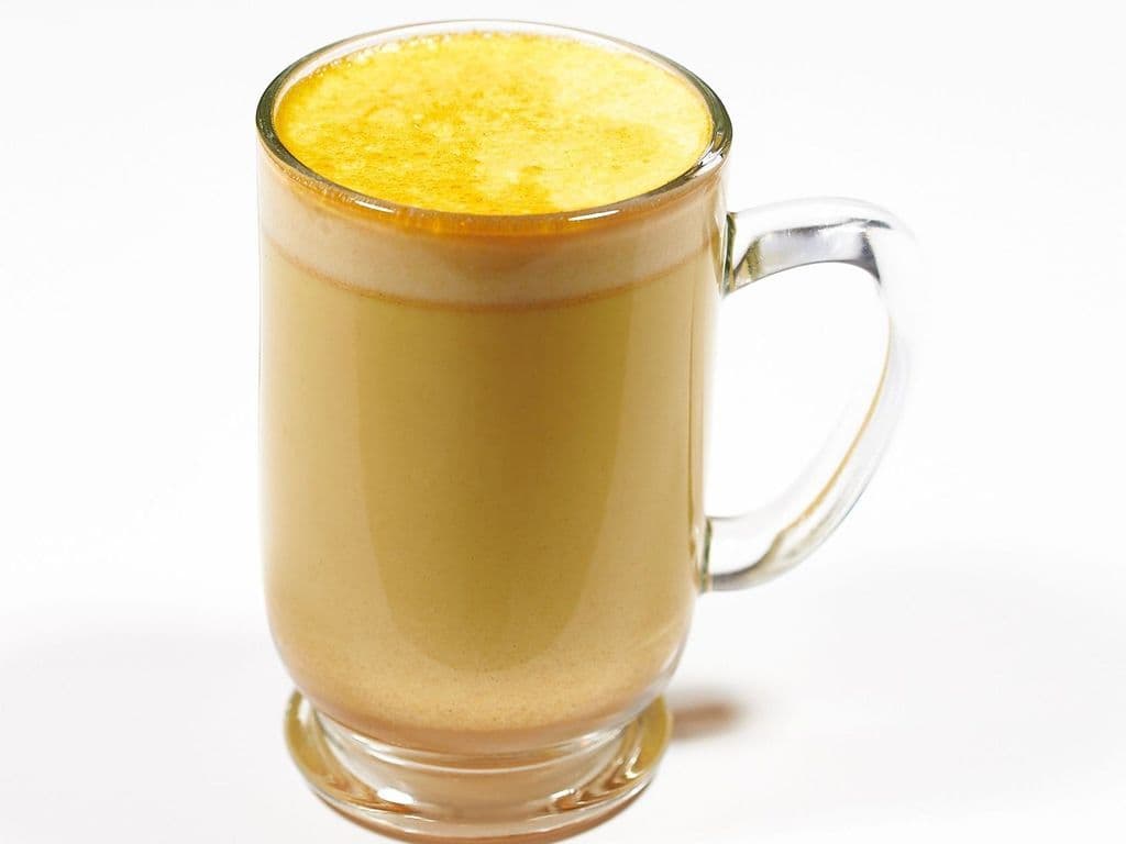 BLONDE CHAI LATTE