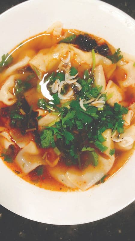 Wontons in Fragrant Sour Soup with Seaweed
