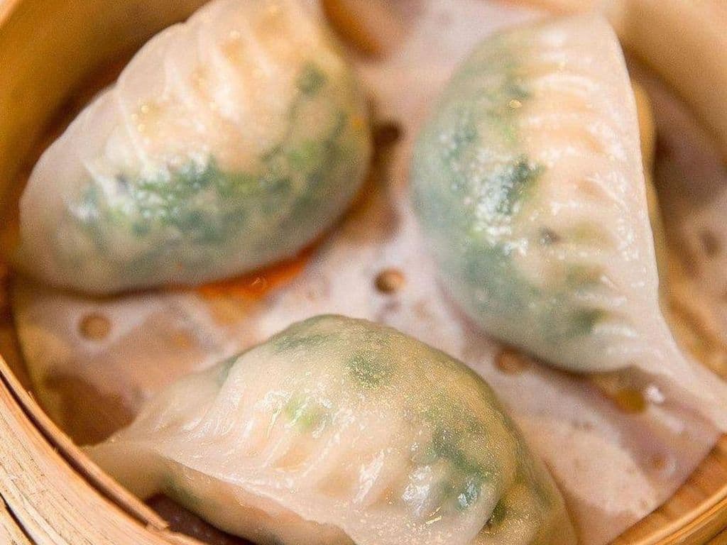 D03 Chive & Shrimp Dumplings (3 pcs)