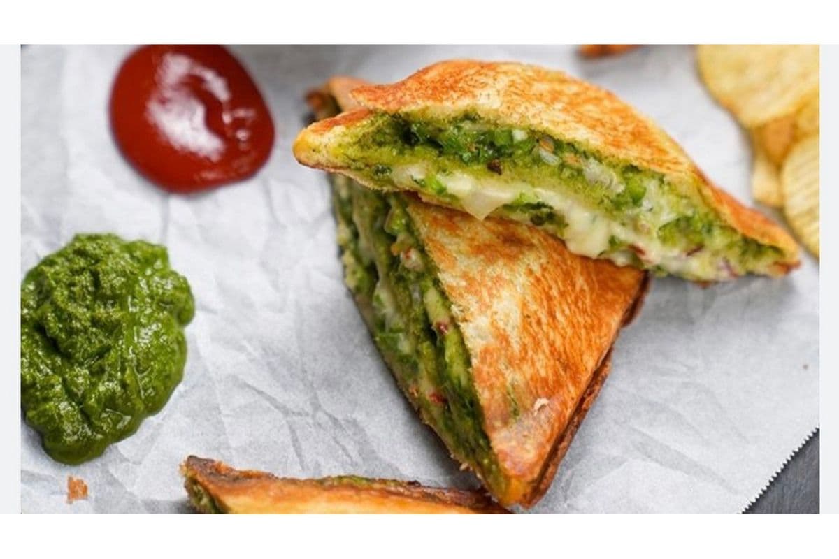 Ghughra Sandwich (Pocket Sandwich)