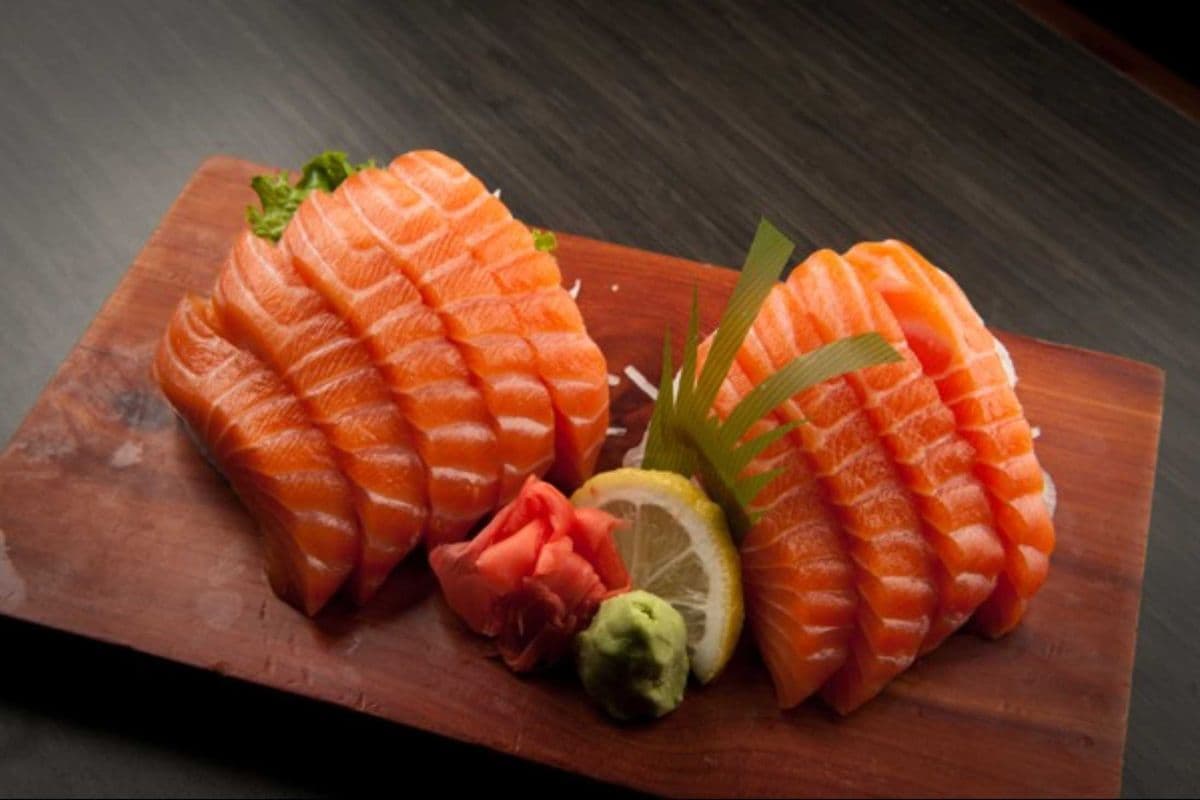 Salmon Sashimi (9 pcs)