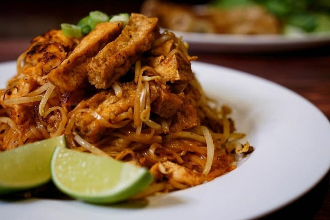36. Pad Thai Noodles with Tofu and Chicken