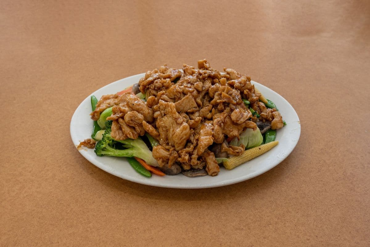 52. Chicken with Chop Suey 鸡片炒什菜