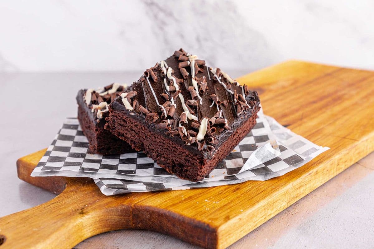 Brownie Square (4" x 4")