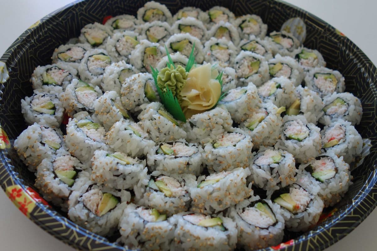14" California Roll Platter (54 pcs)