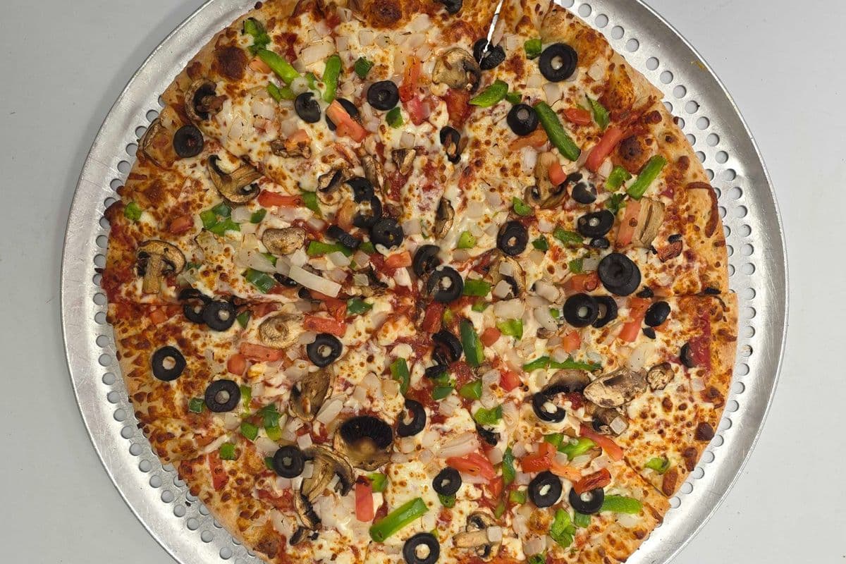 16" X-Large Vegetarian Pizza