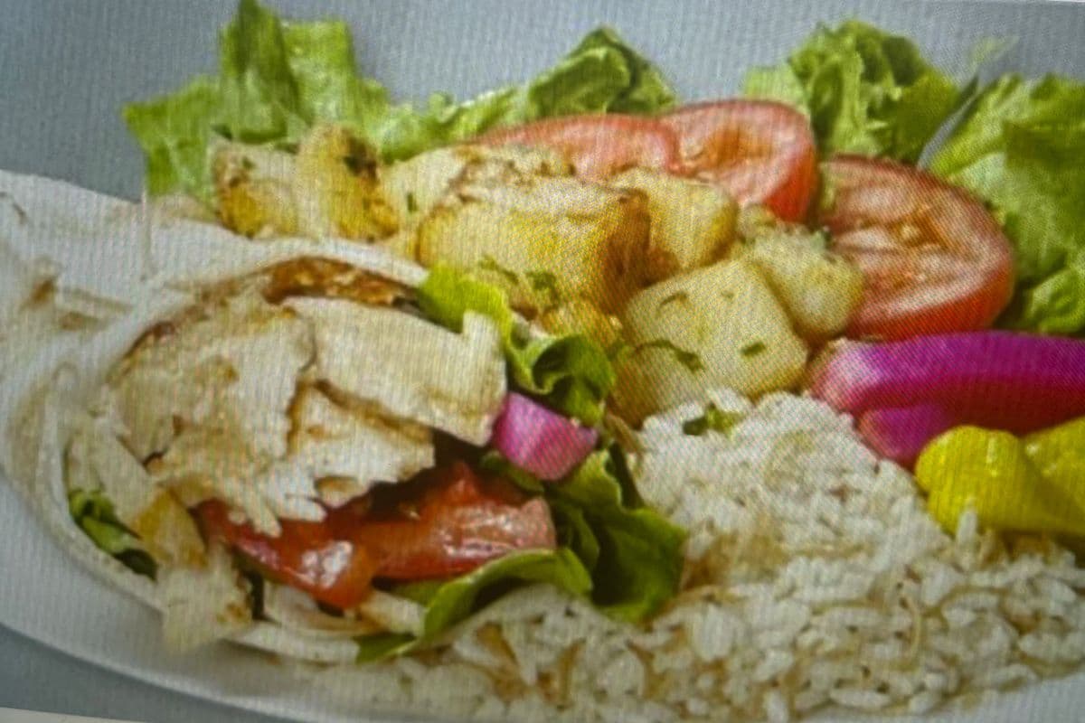 Assiettes pita Shish taouk/plate pita shish taouk