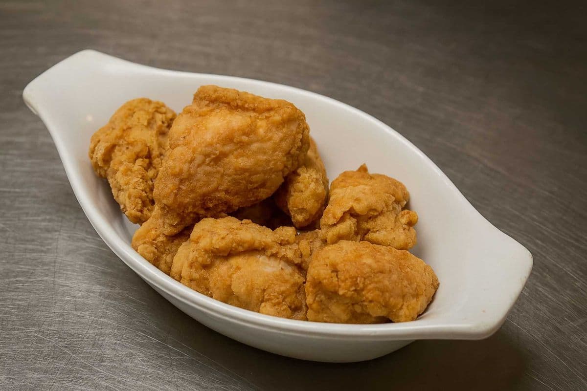 1. Chicken Wings (10 Pcs)