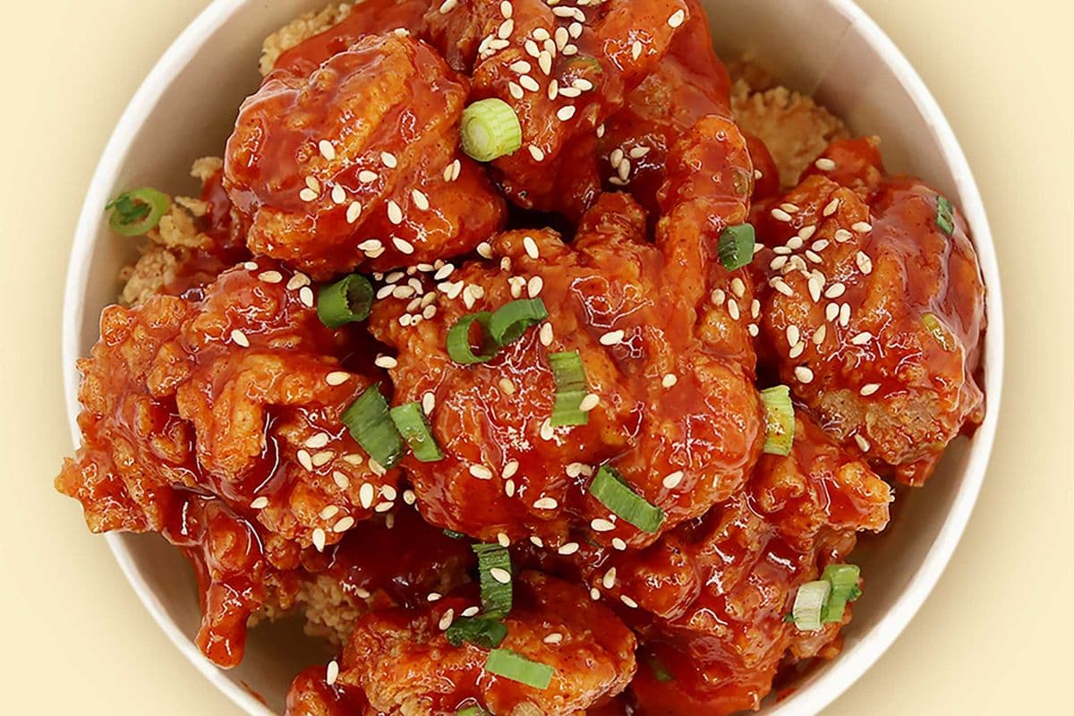 Dakgangjeong 닭강정